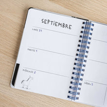 Cargar imagen en el visor de la galería, Agenda anual semanal 2026 René Merino